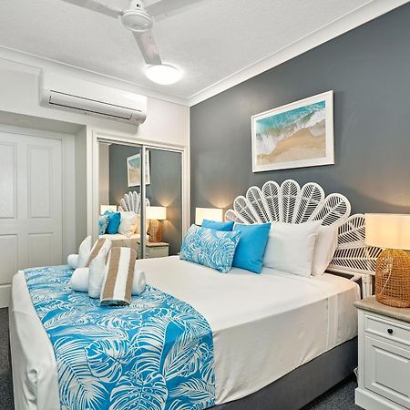 Alassio Apartments With Direct Pool Access Palm Cove Ruang foto